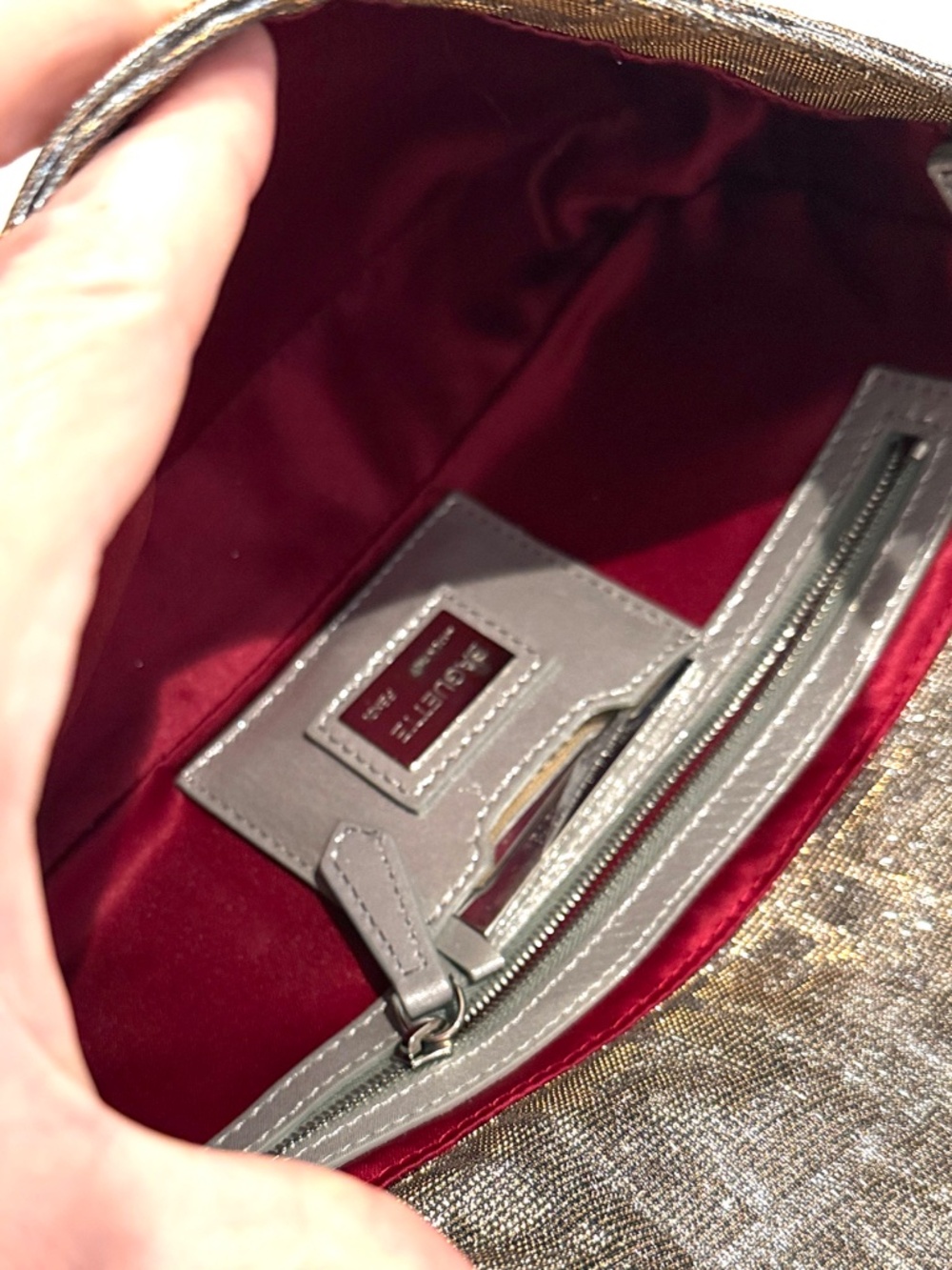 Fendi Baguette - Picture 2 of 11